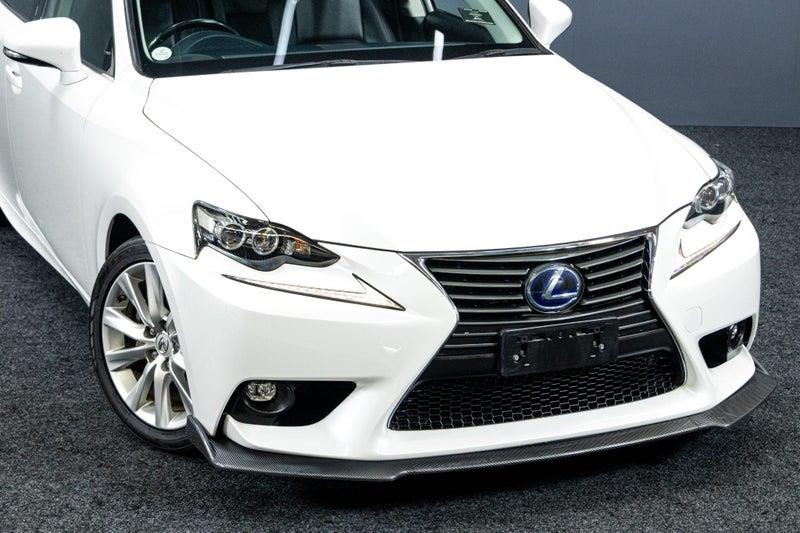 2015 Lexus IS 300h