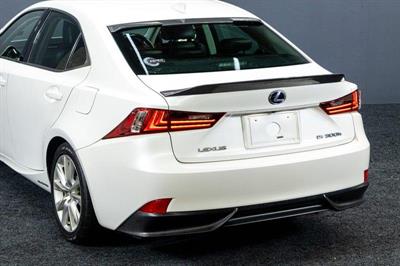 2015 Lexus IS 300h - Thumbnail