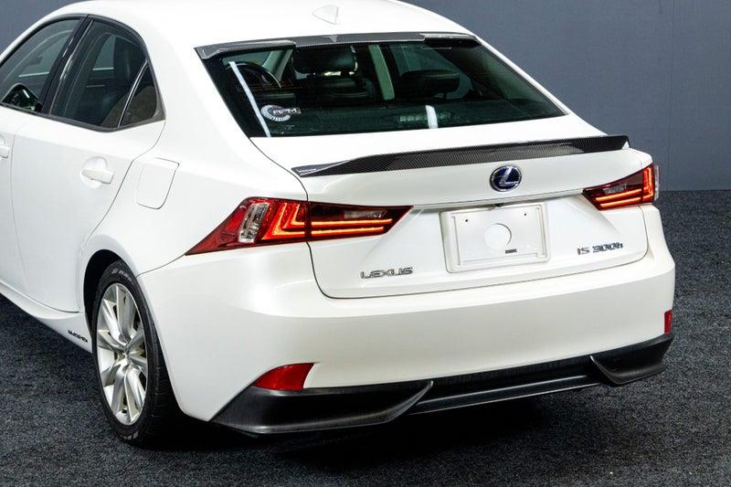 2015 Lexus IS 300h