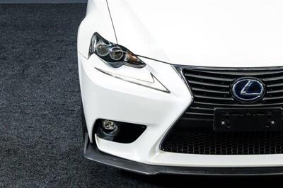2015 Lexus IS 300h - Thumbnail