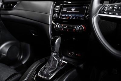 2021 Nissan X-TRAIL - Thumbnail