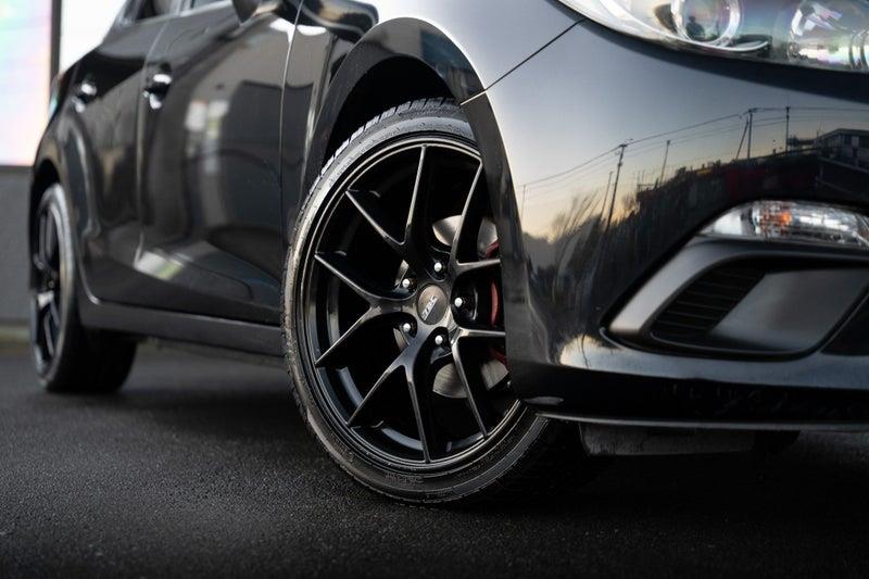 2014 Mazda Axela
