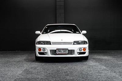 1997 Nissan Skyline - Thumbnail