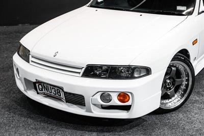 1997 Nissan Skyline - Thumbnail