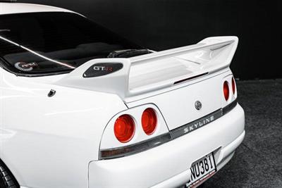 1997 Nissan Skyline - Thumbnail