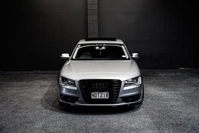 2013 Audi S8 - Thumbnail