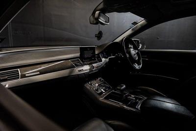2013 Audi S8 - Thumbnail