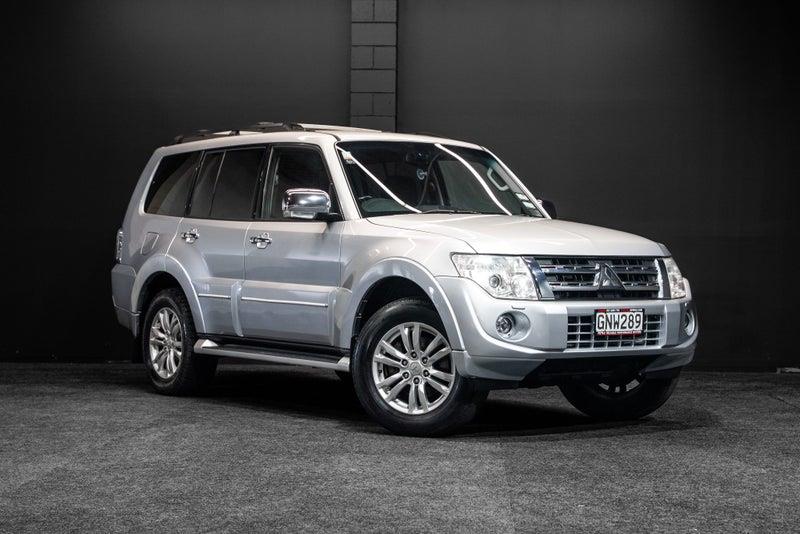 2012 Mitsubishi Pajero