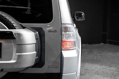 2012 Mitsubishi Pajero - Thumbnail