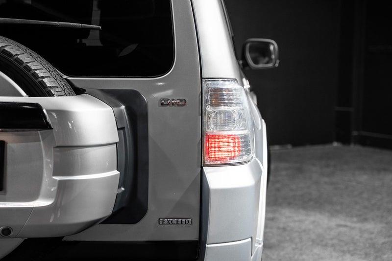 2012 Mitsubishi Pajero