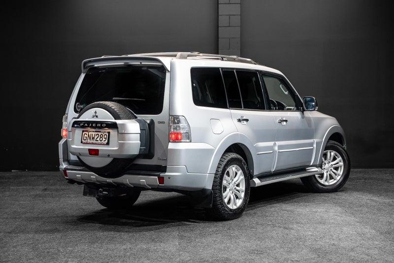 2012 Mitsubishi Pajero