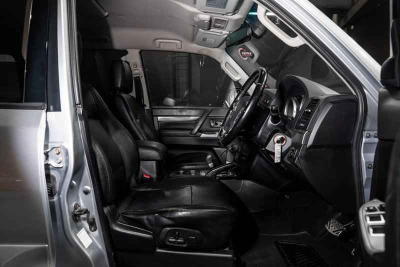 2012 Mitsubishi Pajero