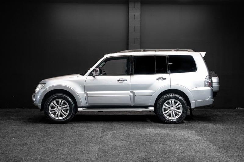 2012 Mitsubishi Pajero