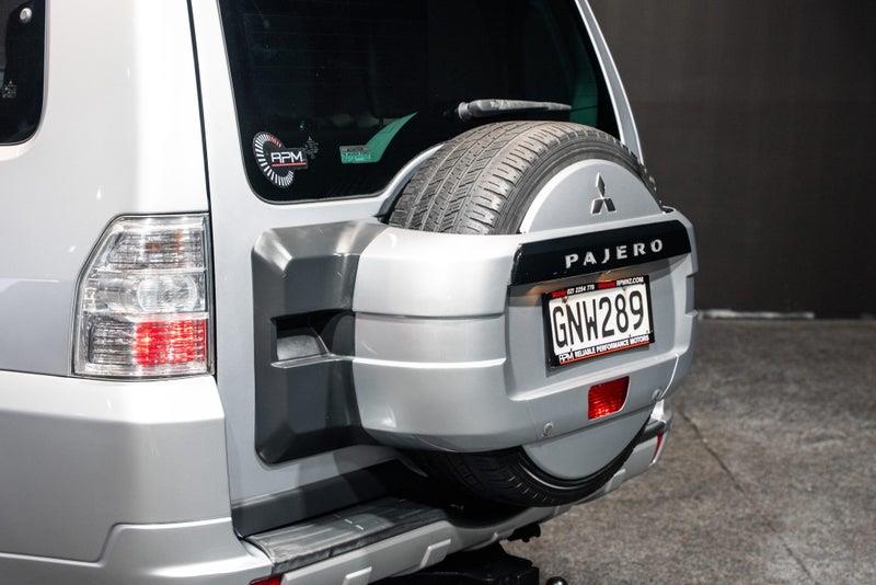 2012 Mitsubishi Pajero