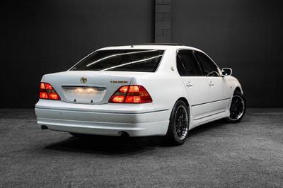 2003 Toyota Celsior - Thumbnail