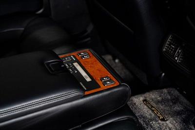 2003 Toyota Celsior - Thumbnail
