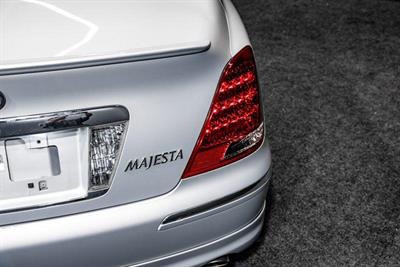 2004 Toyota Crown - Thumbnail