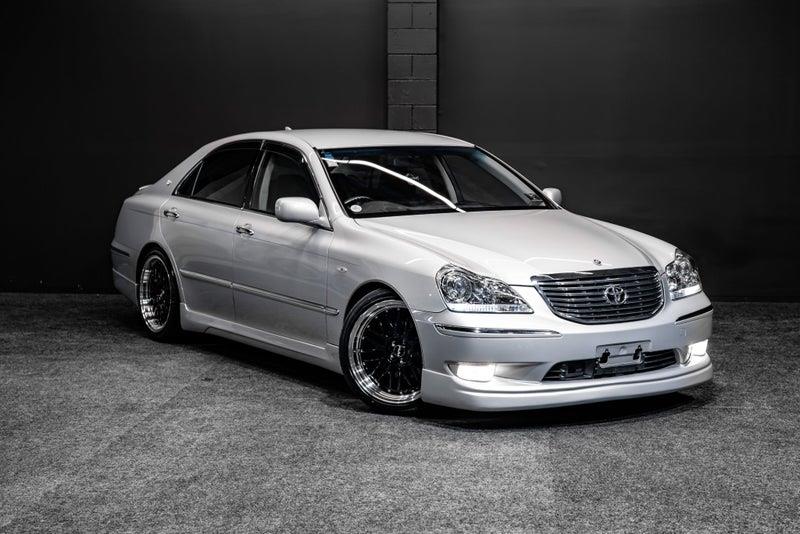 2004 Toyota Crown
