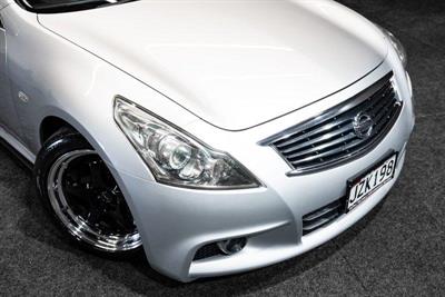 2011 Nissan Skyline - Thumbnail