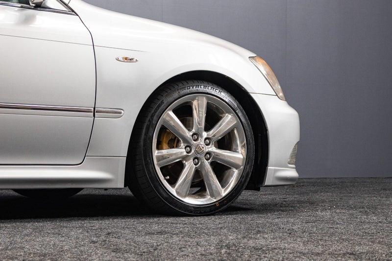 2005 Toyota Crown