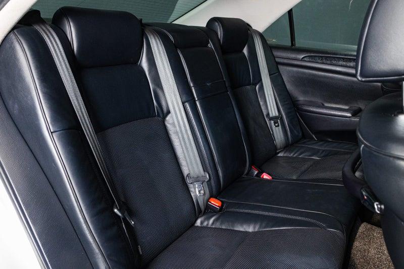 2005 Toyota Crown