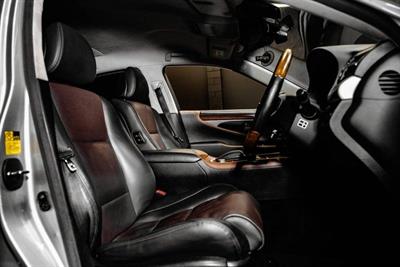 2013 Lexus LS 460 - Thumbnail