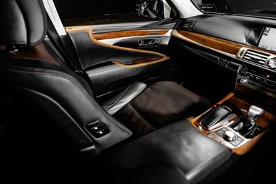 2013 Lexus LS 460 - Thumbnail