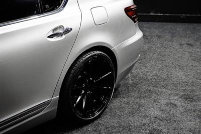 2013 Lexus LS 460 - Thumbnail