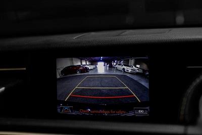 2013 Lexus IS 300h - Thumbnail