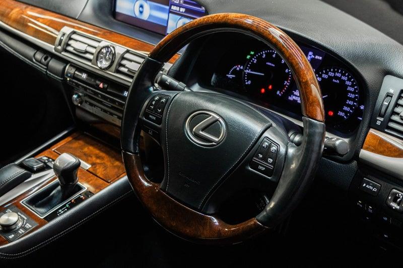 2014 Lexus LS 460