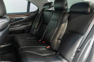 2014 Lexus LS 460 - Thumbnail