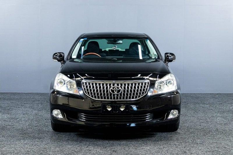 2012 Toyota Crown