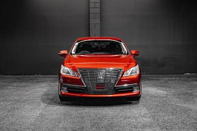 2013 Toyota Crown - Thumbnail