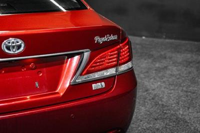 2013 Toyota Crown - Thumbnail