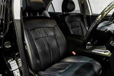 2004 Toyota Crown - Thumbnail