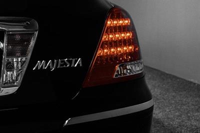 2004 Toyota Crown - Thumbnail