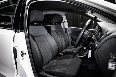 2010 Volkswagen Polo - Thumbnail