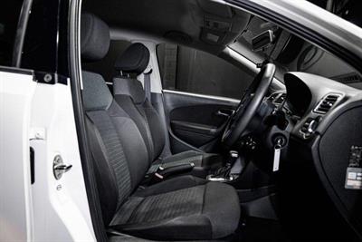 2010 Volkswagen Polo - Thumbnail