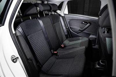 2010 Volkswagen Polo - Thumbnail