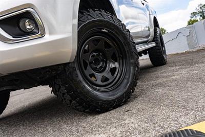 2016 Nissan Navara - Thumbnail
