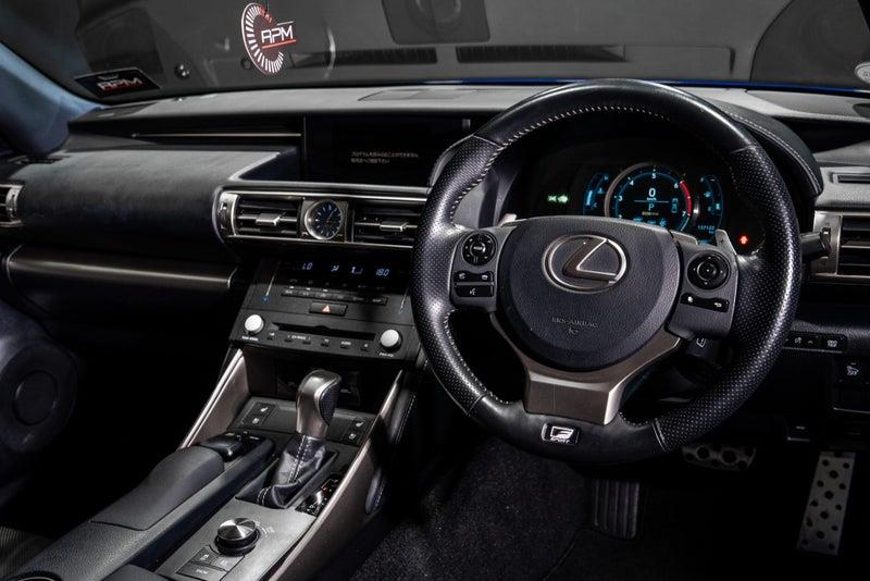 2014 Lexus IS 300h
