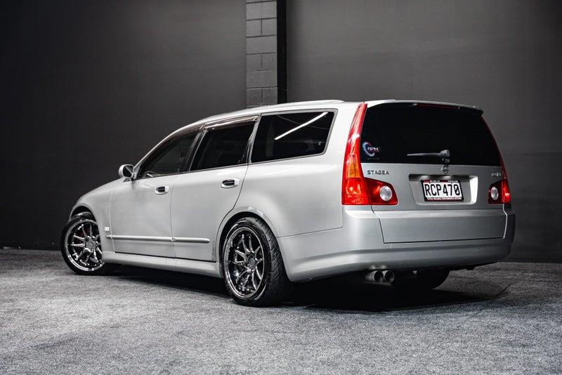 2004 Nissan Stagea