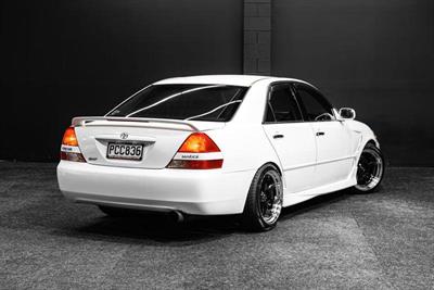 2000 Toyota MARK II - Thumbnail