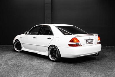 2000 Toyota MARK II - Thumbnail