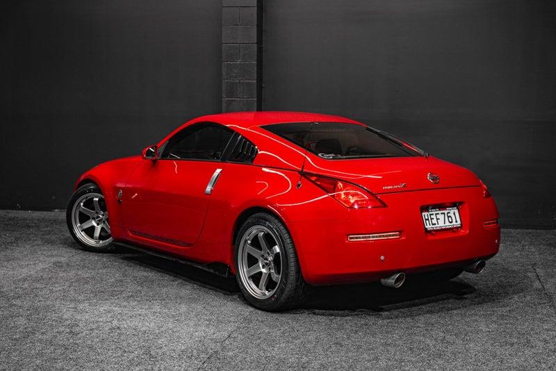 2005 Nissan Fairlady