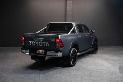 2018 Toyota Hilux - Thumbnail