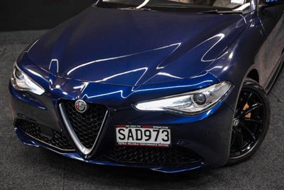2017 Alfa Romeo Giulia - Thumbnail