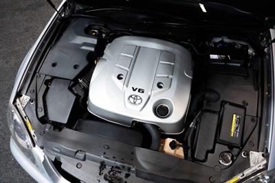 2004 Toyota Crown - Thumbnail