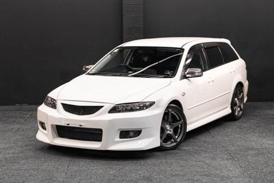 2004 Mazda Atenza
