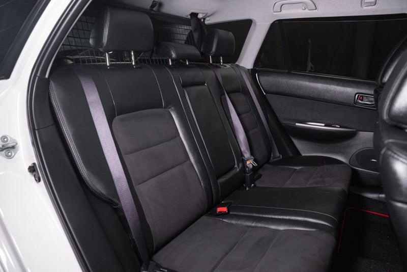 2004 Mazda Atenza